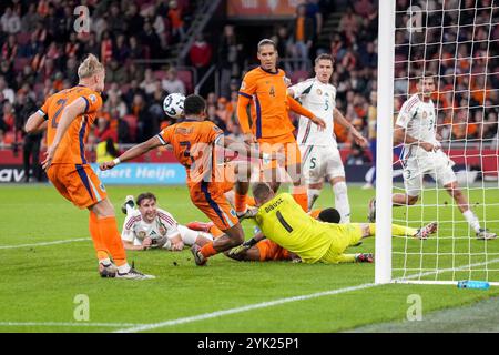 Amsterdam, pays-Bas. 16 novembre 2024. AMSTERDAM, 16-11-2024, JohanCruyff Arena, match de Ligue des Nations entre les pays-Bas et la Hongrie. Joueur néerlandais Jurrien Timber Credit : Pro Shots/Alamy Live News Banque D'Images