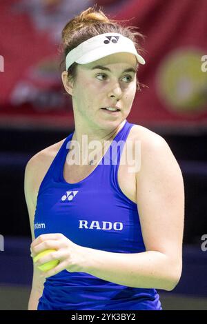 16 novembre 2024 ; Palacio de Deportes Jose Maria Martin Carpena Arena, Malaga, Espagne ; finale de la Coupe Billie Jean King, jour 4 ; Linda Noskova (CZE) contre IgA Swiatek (POL) Banque D'Images