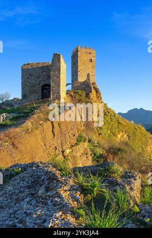 Château arabo-normand, Cefalà Diana, Palerme, Sicile, Italie Banque D'Images