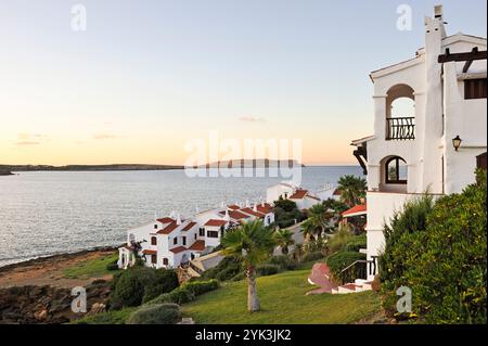 Platges de Fornells, station balnéaire, Minorque, Îles Baléares, Espagne, Europe Banque D'Images