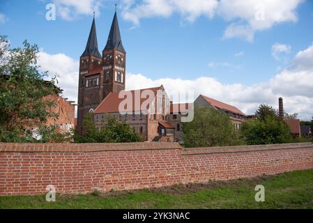 Monastère de Jerichow, considéré comme le plus ancien bâtiment en briques du nord de l'Allemagne, Jerichow, Saxe-Anhalt, Allemagne Banque D'Images