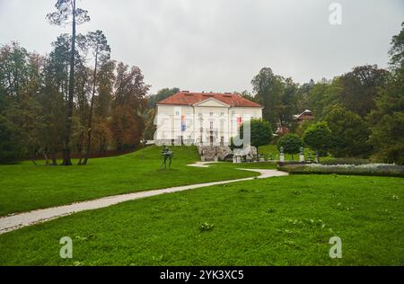 Ljubljana, Slovénie - 10 octobre 2022 : bâtiment du Centre international des arts graphiques à Ljubljana Banque D'Images