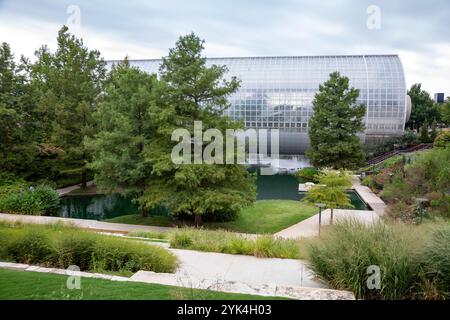 Oklahoma City, Oklahoma - The inasmany Foundation Crystal Bridge Conservatory at Myriad Botanical Gardens. Banque D'Images