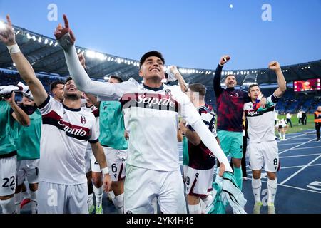 Rome, Italie. 10 novembre 2024. Santiago Castro du Bologna FC célèbre la victoire à la fin du match de Serie A Enilive entre L'AS Roma et le Bologna FC au Stadio Olimpico le 10 novembre 2024 à Rome, en Italie. Crédit : Giuseppe Maffia/Alamy Live News Banque D'Images