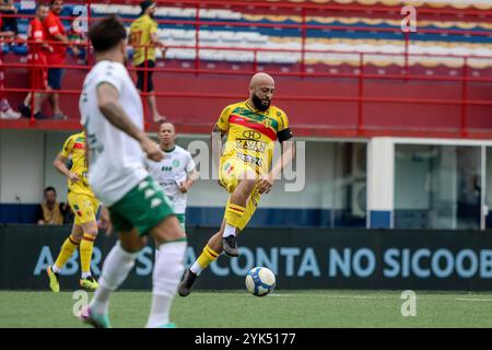 SC - BRUSQUE - 11/17/2024 - B BRÉSILIEN 2024, BRUSQUE x GUARANI - Rodolfo Potiguar joueur de brusque lors du match contre Guarani au stade Augusto Bauer pour le championnat B brésilien 2024. Photo : Lucas Gabriel Cardoso/AGIF Banque D'Images