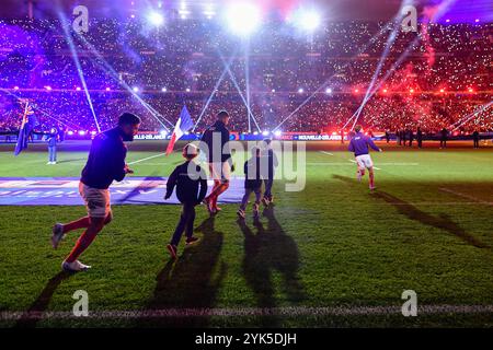 Saint Denis, France. 15 novembre 2024. Julien Mattia/le Pictorium - tournée d'automne : France-Nouvelle-Zélande au stade de France, 16 novembre 2024. - 16/11/2024 - France/Seine Saint Denis/Saint Denis - entrée des joueurs avant le match du Tour d'automne entre la France et la Nouvelle-Zélande au stade de France, le 16 novembre 2024. Crédit : LE PICTORIUM/Alamy Live News Banque D'Images