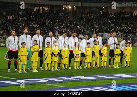 Les joueurs de Géorgie avant le match de l'UEFA Nations League entre la Géorgie et l'Ukraine à l'AdjaraBet Arena 16, 2024 à Batumi, Géorgie. Banque D'Images