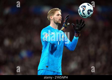 Le gardien de but de la République d'Irlande Caoimhin Kelleher lors du match du Groupe B2 de l'UEFA Nations League au stade de Wembley, Londres. Date de la photo : dimanche 17 novembre 2024. Banque D'Images