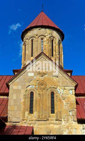 Église principale dans le monastère de Betania de la Nativité de la Sainte mère de Dieu, tholobate rond, Kwesseti, Géorgie Banque D'Images