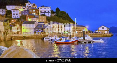 Port d'O Barqueiro, Village de pêche, O Barqueiro, Manon, Une Corogne, Galice, Espagne, Europe Banque D'Images