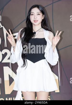 Incheon, Corée du Sud. 16 novembre 2024. Le chanteur sud-coréen Lee Young-ji, assiste à un tapis rouge lors des 1st Korea Grand Music Awards 2024 à Incheon inspire ARENA à Incheon, Corée du Sud, le 16 novembre 2024. (Photo : Lee Young-ho/Sipa USA) crédit : Sipa USA/Alamy Live News Banque D'Images