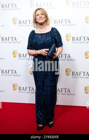 Hazel Irvine arrive aux BAFTA Scotland Awards au DoubleTree by Hilton Glasgow Central. Date de la photo : dimanche 17 novembre 2024. Banque D'Images