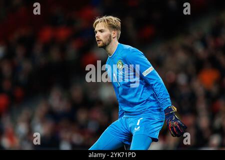 Londres, Royaume-Uni. 17 novembre 2024. Caoimhin Kelleher de la République d'Irlande lors du match Angleterre - République d'Irlande UEFA Nations League Round 1 Group F au stade de Wembley, Londres, Angleterre, Royaume-Uni le 17 novembre 2024 Credit : Every second Media/Alamy Live News Banque D'Images