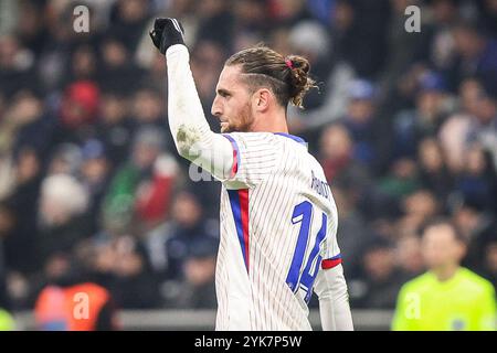 Milan, Italie, Italie. 17 novembre 2024. Adrien RABIOT, Français, célèbre son but lors du match de football Ligue des Nations de l'UEFA, Ligue A - Groupe 2 entre l'Italie et la France au Stadio San Siro le 17 novembre 2024 à Milan, Italie. (Crédit image : © Matthieu Mirville/ZUMA Press Wire) USAGE ÉDITORIAL SEULEMENT! Non destiné à UN USAGE commercial ! Banque D'Images