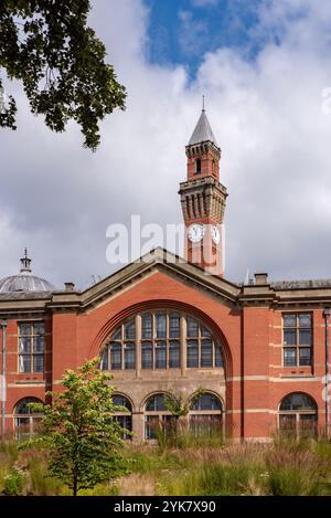 Old Joe CLOCK Tower et Aston Webb Building, Birmingham University, Royaume-Uni Banque D'Images