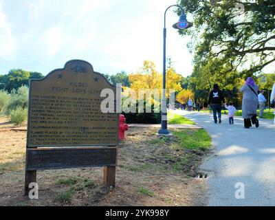 Filoli Historic Estate and Garden marqueur historique à côté du chemin menant à la maison ; Woodside, Californie ; Noël ; monument historique 907. Banque D'Images