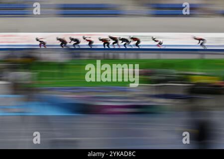 Aomori, Japon. Crédit : MATSUO. 17 novembre 2024. Ambiance tir patinage de vitesse : 2025 ISU quatre continents Championnats de patinage de vitesse début de masse féminin à YS Arena Hachinohe à Aomori, Japon. Crédit : MATSUO . K/AFLO SPORT/Alamy Live News Banque D'Images