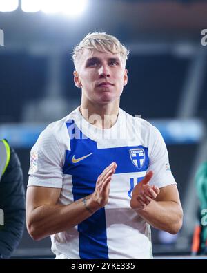 Helsinki, Finlande. 17 novembre 2024. Tuomas Ollila de Finlande lors du match de l'UEFA Nations League opposant la Finlande à la Grèce au stade olympique d'Helsinki, Helsinki, Finlande, le 17 novembre 2024. Crédit : Ivan Badanin/Alamy Live News. Non destiné à un usage commercial. Banque D'Images