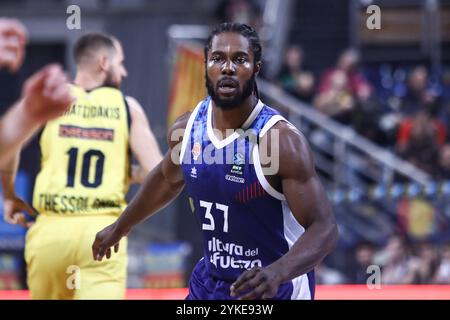 Thessalonique, Grèce. 6 novembre 2024. Valence semi Ojeleye lors d'un match de basket Eurocup entre Aris BC et Valencia basket. (Crédit image : © Giannis Papanikos/ZUMA Press Wire) USAGE ÉDITORIAL SEULEMENT! Non destiné à UN USAGE commercial ! Banque D'Images