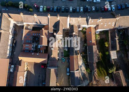 Directement vers le bas photo aérienne de la belle ville britannique de Bedale qui est une ville de marché dans l'ancien quartier Hambleton du Yorkshire du Nord dans le U. Banque D'Images