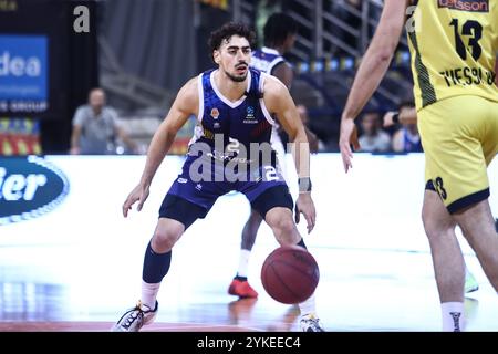 Thessalonique, Grèce. 6 novembre 2024. Josep Puerto de Valence lors d'un match de basket Eurocup entre Aris BC et Valencia basket. (Crédit image : © Giannis Papanikos/ZUMA Press Wire) USAGE ÉDITORIAL SEULEMENT! Non destiné à UN USAGE commercial ! Banque D'Images