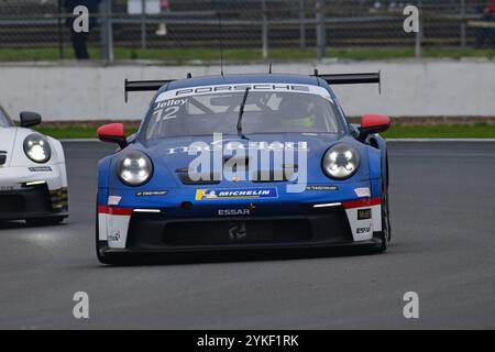 Stephen Jelley, Parker Classic Works, Porsche 911 GT3 Cup, Porsche Carrera Cup Grande-Bretagne 2024, une série d'une seule marque avec tous les pilotes pilotant po Banque D'Images