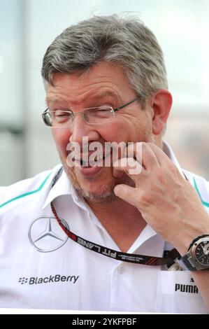 PHOTO D’ARCHIVE : Ross BRAWN fête ses 70 ans le 23 novembre 2024, Ross BRAWN (GBR), patron de l’équipe Mercedes Petronas, image unique, motif unique recadré, portrait, portrait, portrait. Qualifications, sport automobile : formule 1, Grand Prix GP d'Allemagne Nuerburgring, saison 2013, le 6 juillet 2013. Ã ? ÂSVEN SIMON, Prinzess-Luise-Str.41#45479 Muelheim/Ruhr#tel.0208/9413250#fax 0208/9413260#GLSB ANK, numéro de compte : 4030 025 100, code bancaire 430 609 67#www.SvenSimon.net#e-mail:SvenSimon@t-online.de. Banque D'Images