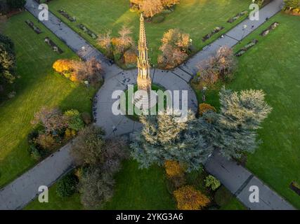 Hamilton Square Gardens et Queen Victoria monument, Birkenhead, Merseyside, Angleterre Banque D'Images