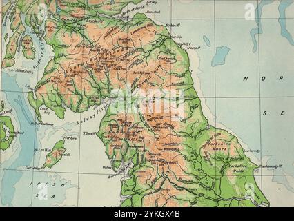Une carte géographique vintage du milieu du XXe siècle montrant le nord de l'Angleterre. Banque D'Images