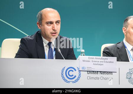 Bakou, Azerbaïdjan, Azerbaïdjan. 18 novembre 2024. EMIN AMRULLAYEV, Ministre de la Science et de l’Education Azerbaïdjan siège dans le panel des ministres du gouvernement azerbaïdjanais lors d’une conférence de presse à la COP29 sur les plans futurs en Azerbaïdjan et en marge des objectifs et objectifs des ODD pour 2030 tout en parlant de leurs plans pour les effets du changement climatique. Plus important encore, économie verte et soins de santé verts. (Crédit image : © Bianca Otero/ZUMA Press Wire) USAGE ÉDITORIAL SEULEMENT! Non destiné à UN USAGE commercial ! Banque D'Images