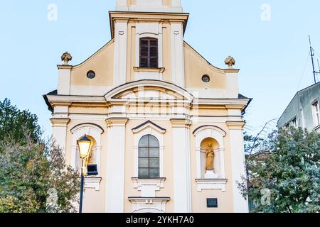 Horloge de tour d'église. Photo de haute qualité Banque D'Images