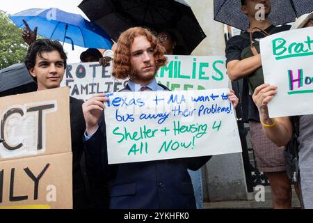 29 juillet 2024. Boston, Massachusetts. Les défenseurs et les familles se sont réunis lundi pour exhorter les législateurs à prendre des mesures pour les familles sans abri dans le Massachusetts. Le Ri Banque D'Images