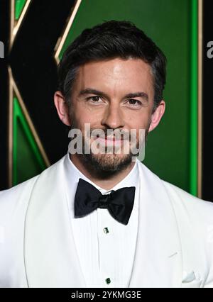 Londres, Royaume-Uni. 18 novembre 2024. Jonathan Bailey à la première britannique de Wicked. Londres, Royaume-Uni, 18 novembre 2024. Photo de Stuart Hardy/ABACAPRESS. COM Credit : Abaca Press/Alamy Live News Banque D'Images