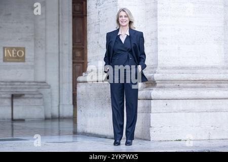 18 novembre 2024, Rome, Italie : L'actrice Margherita Buy assiste à la photocall du film ''Una Terapia di Gruppo'' au Space Cinema Moderno à Rome (crédit image : © Matteo Nardone/Pacific Press via ZUMA Press Wire) USAGE ÉDITORIAL SEULEMENT! Non destiné à UN USAGE commercial ! Banque D'Images