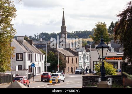Regardant le long de Castle Street vers la Chapelle de Forfar, Angus, Écosse Banque D'Images