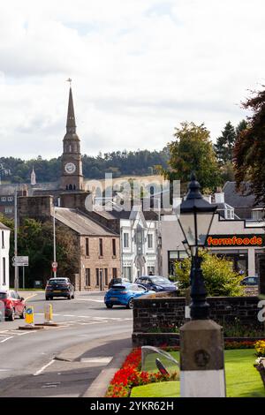 Regardant le long de Castle Street vers la Chapelle de Forfar, Angus, Écosse Banque D'Images