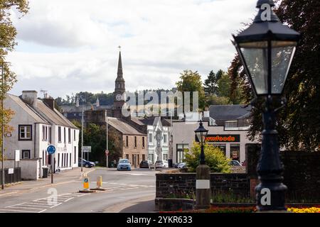 Regardant le long de Castle Street vers la Chapelle de Forfar, Angus, Écosse Banque D'Images