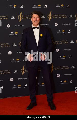 Melbourne, Australie. 18 novembre 2024. John Eales assiste au tapis rouge au dîner de gala d'induction et de remise des prix du Sport Australia Hall of Fame au Crown palladium, Melbourne. (Photo de Alexander Bogatyrev/SOPA images/SIPA USA) crédit : SIPA USA/Alamy Live News Banque D'Images