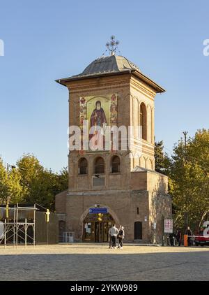 Une photo de la tour de la cathédrale patriarcale des Saints Constantin et Hélène Banque D'Images