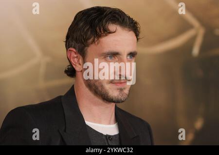 Los Angeles, États-Unis. 18 novembre 2024. Paul Mescal à la première de 'Gladiator II' Los Angeles au TCL Chinese Theatre, Los Angeles, CA, le 18 novembre 2024. Crédit photo : Joseph Martinez/PictureLux crédit : PictureLux/The Hollywood Archive/Alamy Live News Banque D'Images