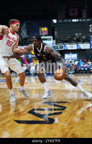 Frisco, États-Unis. 17 novembre 2024. Emanuel Miller #3 des Texas Legends se dirige vers le panier contre Memphis Hustle lors du match de saison régulière de la NBA G League au Comerica Center. Score final Texas Legends 85-90 Memphis Hustle le 17 novembre 2024 à Frisco, Texas. (Photo de Javier Vicencio/Eyepix Group/SIPA USA) crédit : SIPA USA/Alamy Live News Banque D'Images