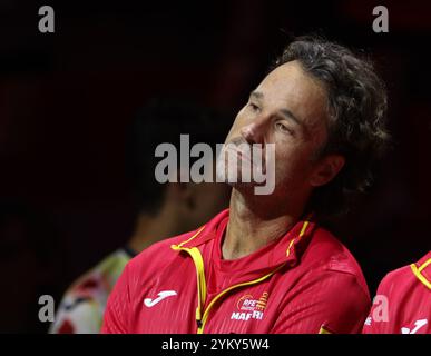 Malaga, Royaume-Uni. 20 novembre 2024. Carlos Moya réagit lors d'une cérémonie d'hommage à sa carrière professionnelle alors qu'il se retire de la compétition de tennis professionnel lors de la finale de la Coupe Davis 2024, au Palacio de Deportes Jose Maria Martin Carpena Arena à Malaga. Crédit : Isabel Infantes/Alamy Live News Banque D'Images