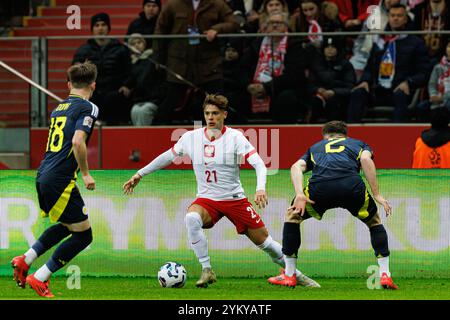 Ben Doak, Nicola Zalewski, Anthony Ralston vus pendant le match de l'UEFA Nations League entre les équipes nationales de Pologne et d'Écosse au PGE Narodowy (Maciej Banque D'Images