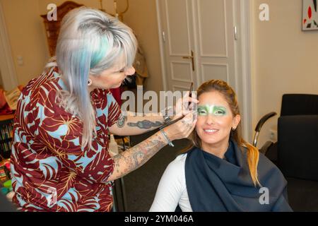 Dancer Against cancer calendrier DAC Shoot Charity Against cancer avec des célébrités, Hôtel Kaiserhof, Vienne, Autriche. 19 novembre 2024. Michelle PIPPAN. - 20241119 PD11868 crédit : APA-PictureDesk/Alamy Live News Banque D'Images