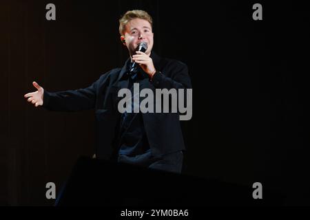 Concert de musique de chanteur italien - Alfa - non SO chi ha creato il mondo ma SO che ERA innamorato Alfa Bari Pala Florio Italie Copyright : xIolandaxPompilio/TSCKx/xLiveMediax LPM 1615732 Banque D'Images