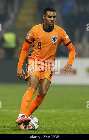 Zenica, Bosnie-Herzégovine. 19 novembre 2024. Zenica, 19-11-2024. Stade Bilino Polje. UEFA Nations League saison 2024/2025. Bosnie-Herzégovine - pays-Bas. Joueur néerlandais Ryan Gravenberch crédit : Pro Shots/Alamy Live News Banque D'Images