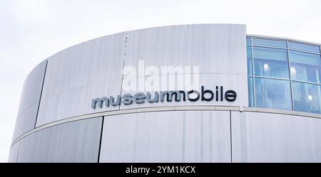 Gebäude Musée Aussenaufnahme des Audi mobile à Ingolstadt / Datum : 15.11.2024 / *** photo extérieure du bâtiment du Musée Audi mobile à Ingolstadt date 15 11 2024 Banque D'Images