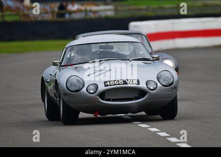 Romain Dumas, Gary Pearson, Jaguar E-type coupé low drag léger, Royal automobile Club TT Celebration, une heure de course avec deux pilotes, une manda Banque D'Images