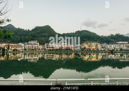 Sa PA, VIETNAM - DEC 11, 2023 : sa Pa Lake, c'est l'un des endroits les plus populaires de la ville, sa Pa est une ville dans une belle région montagneuse du nord du Vietnam Banque D'Images