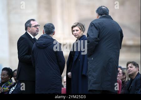 **NO LIBRI** Italie, Rome, Vatican, 2024/11/20.Arménie Anna Hakobyan assiste à l'audience générale hebdomadaire du pape François à la place Peter au Vatican. Photographie de ALESSIA GIULIANI / photo de presse catholique Banque D'Images